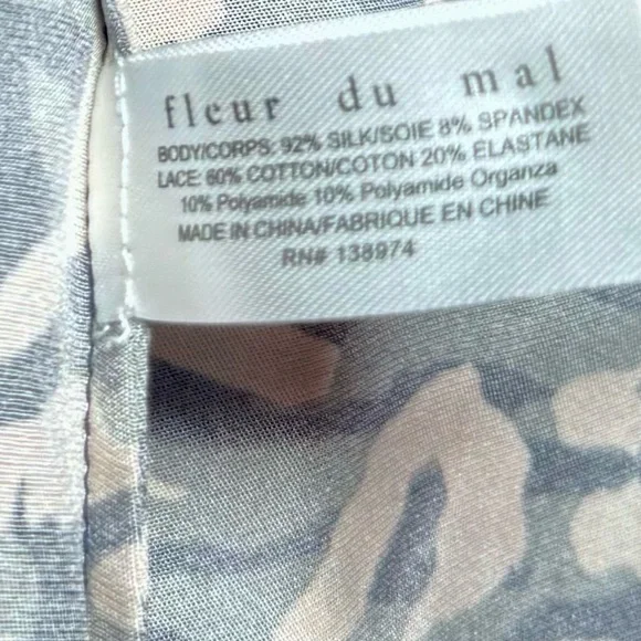 Stylish Animal Print Skirt with Lace Trim - Picture 4 of 5